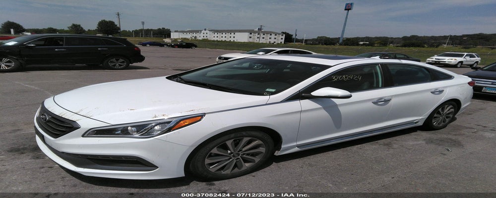 5NPE34AF2HH510016 2017 HYUNDAI SONATA photo no. 2