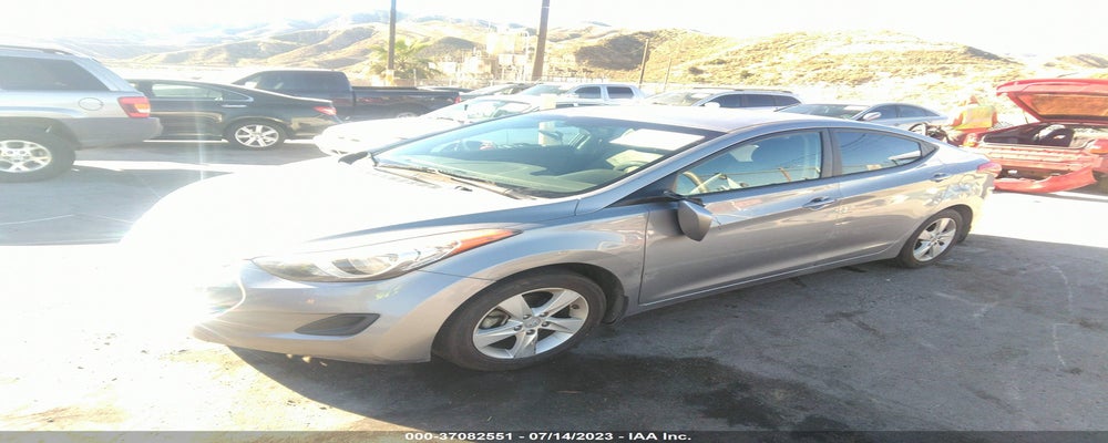 KMHDH4AE7DU945761 2013 HYUNDAI ELANTRA photo no. 2