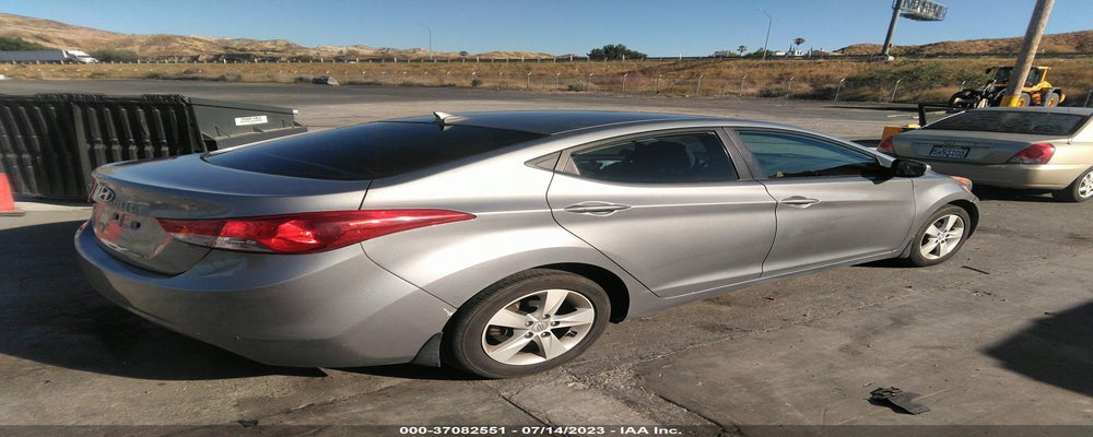KMHDH4AE7DU945761 2013 HYUNDAI ELANTRA photo no. 4