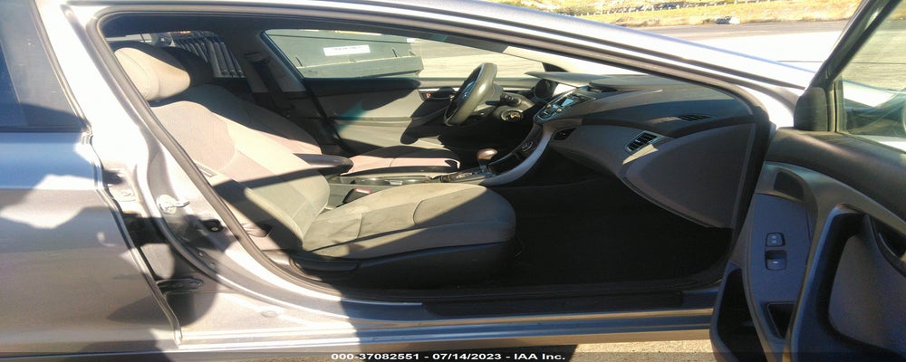 KMHDH4AE7DU945761 2013 HYUNDAI ELANTRA photo no. 5