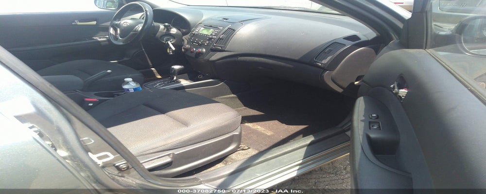 KMHDC8AE7AU068609 2010 HYUNDAI ELANTRA TOURING photo no. 5