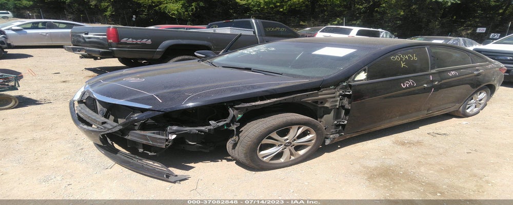 5NPEC4AC2BH003436 2011 HYUNDAI SONATA photo no. 2