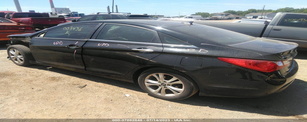 5NPEC4AC2BH003436 2011 HYUNDAI SONATA photo no. 3