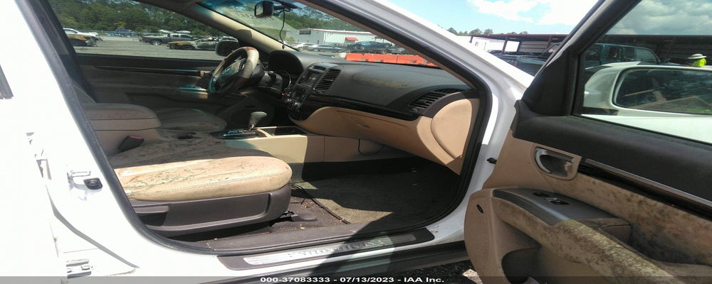 5XYZK4AG8BG038951 2011 HYUNDAI SANTA FE photo no. 5