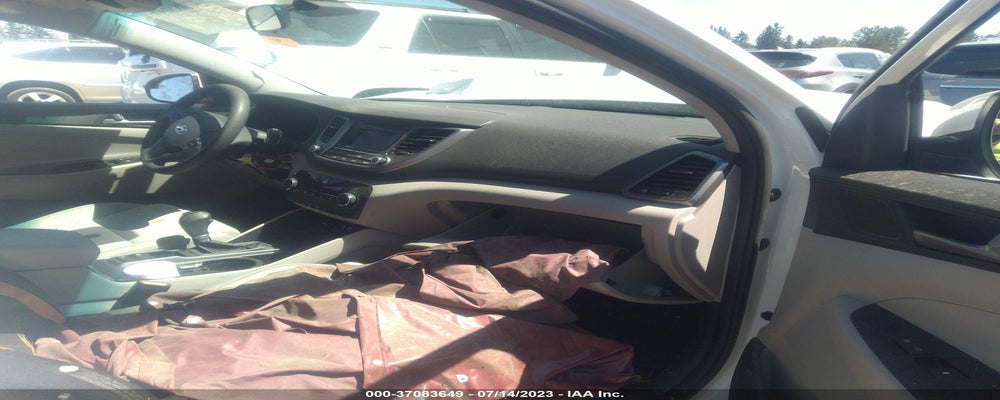 KM8J33A48HU446492 2017 HYUNDAI TUCSON photo no. 5