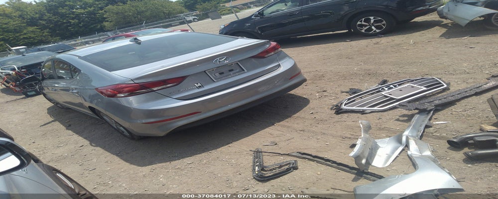 5NPD84LF3HH065568 2017 HYUNDAI ELANTRA photo no. 3