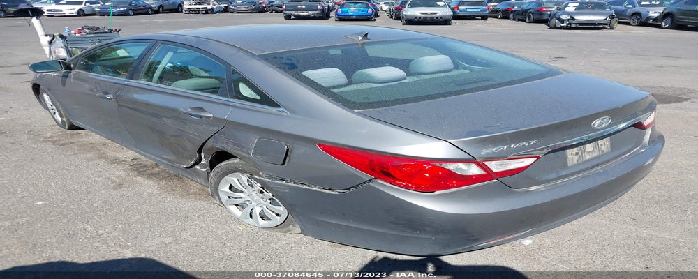 5NPEB4AC8BH050781 2011 HYUNDAI SONATA photo no. 3