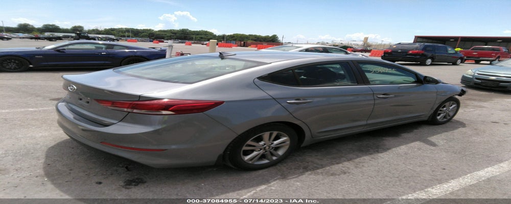 KMHD84LF6JU609701 2018 HYUNDAI ELANTRA photo no. 4