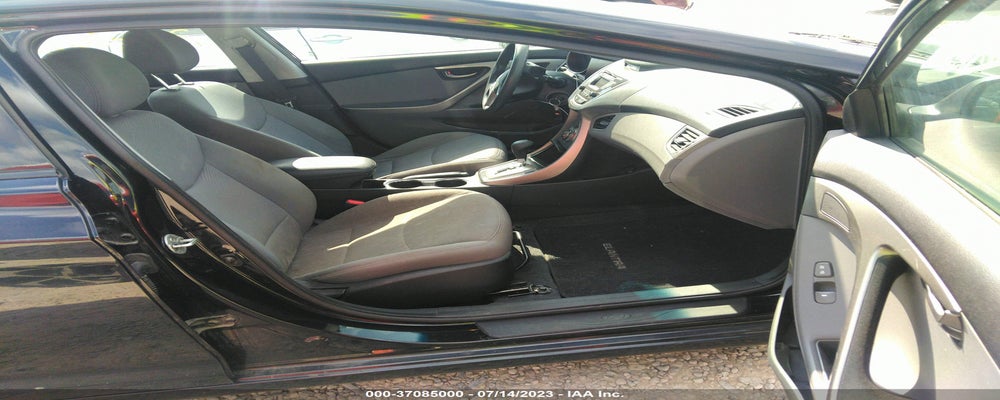5NPDH4AEXDH371834 2013 HYUNDAI ELANTRA photo no. 5