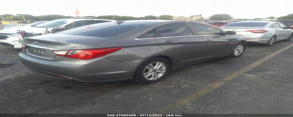 5NPEB4AC4DH630872 2013 HYUNDAI SONATA photo no. 4