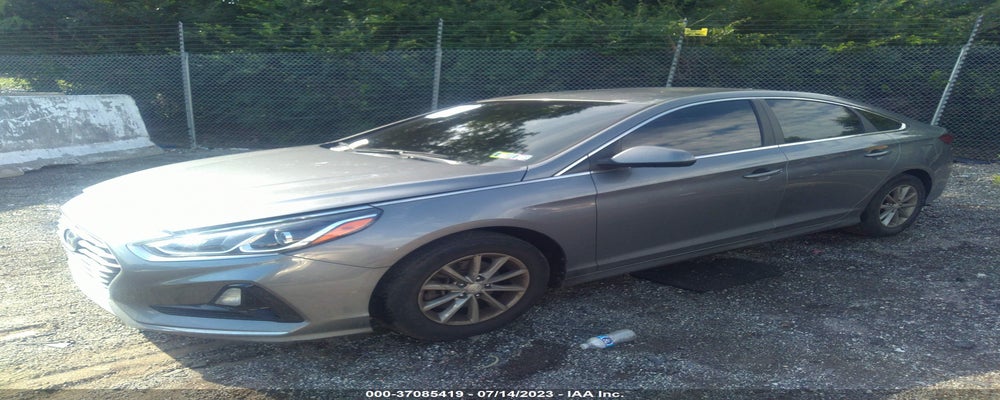 5NPE24AF2JH610951 2018 HYUNDAI SONATA photo no. 2