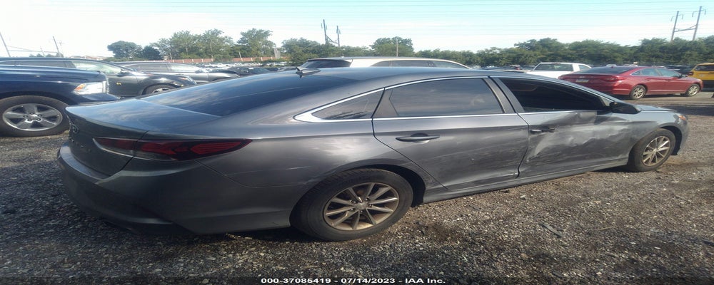 5NPE24AF2JH610951 2018 HYUNDAI SONATA photo no. 4