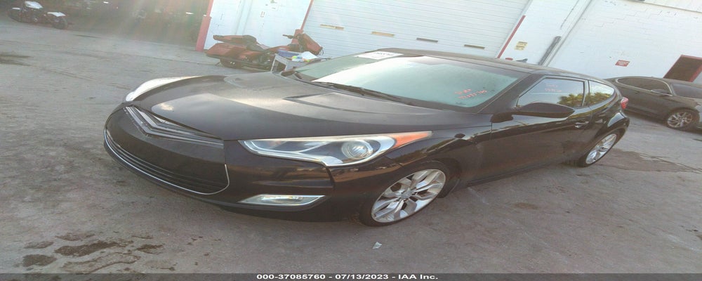 KMHTC6AD4CU046755 2012 HYUNDAI VELOSTER photo no. 2