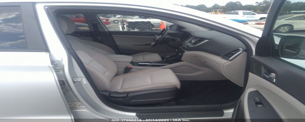 KM8J3CA25GU081184 2016 HYUNDAI TUCSON photo no. 5