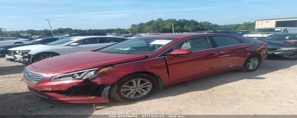 5NPE24AF0HH525293 2017 HYUNDAI SONATA photo no. 2