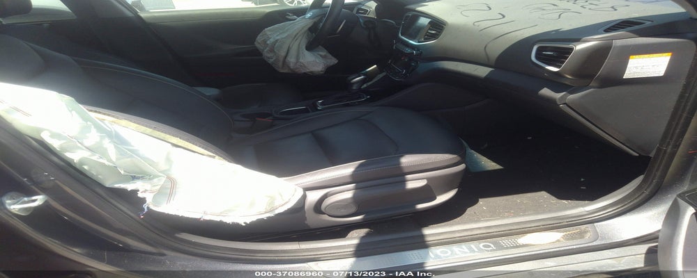 KMHC75LD3JU087385 2018 HYUNDAI IONIQ PLUG-IN HYBRID photo no. 5