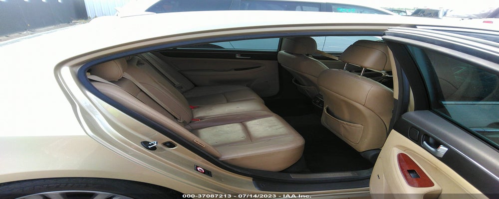 KMHGC4DD1CU186473 2012 HYUNDAI GENESIS photo no. 8