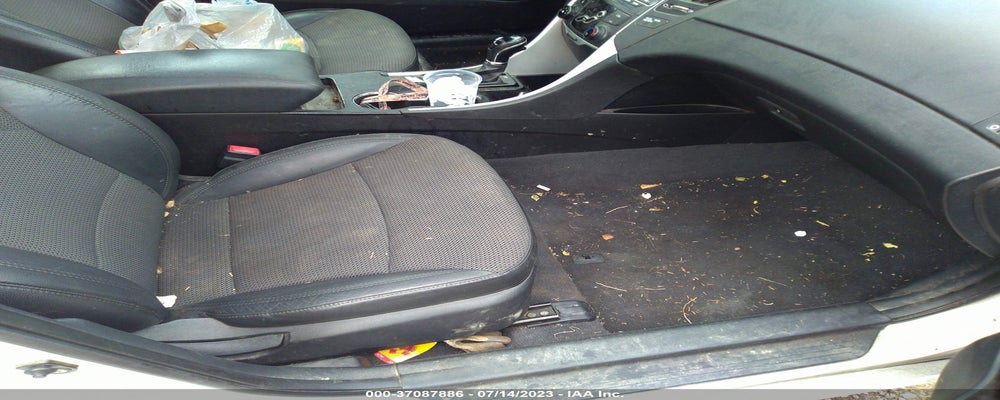 5NPEC4AC9BH176676 2011 HYUNDAI SONATA photo no. 5