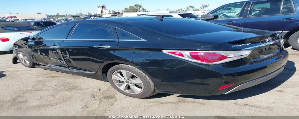 KMHEC4A47BA011902 2011 HYUNDAI SONATA photo no. 3