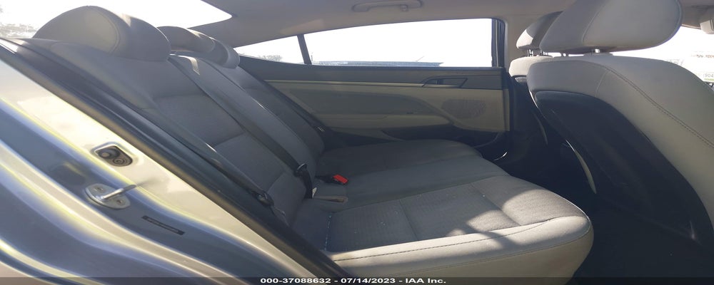 5NPD84LF8HH050855 2017 HYUNDAI ELANTRA photo no. 8