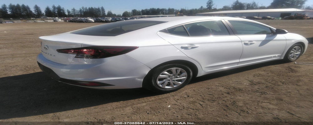 5NPD74LF2LH529011 2020 HYUNDAI ELANTRA photo no. 4