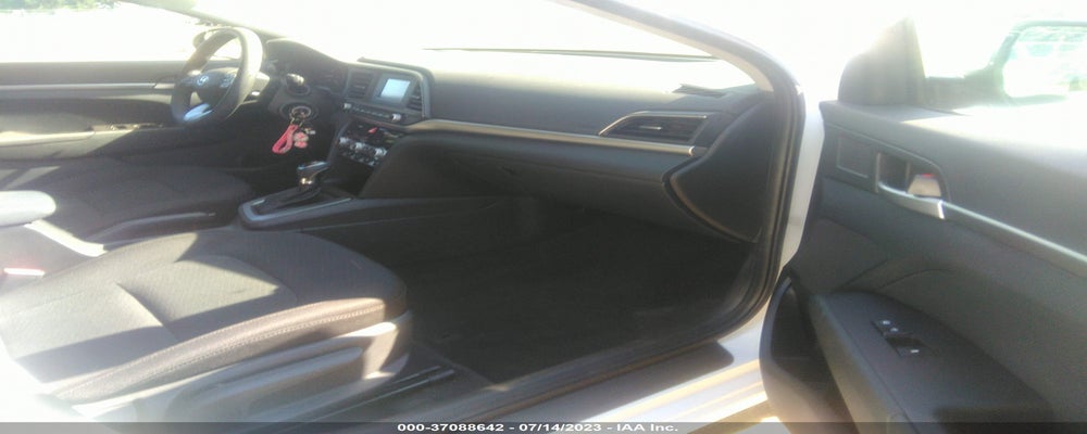 5NPD74LF2LH529011 2020 HYUNDAI ELANTRA photo no. 5