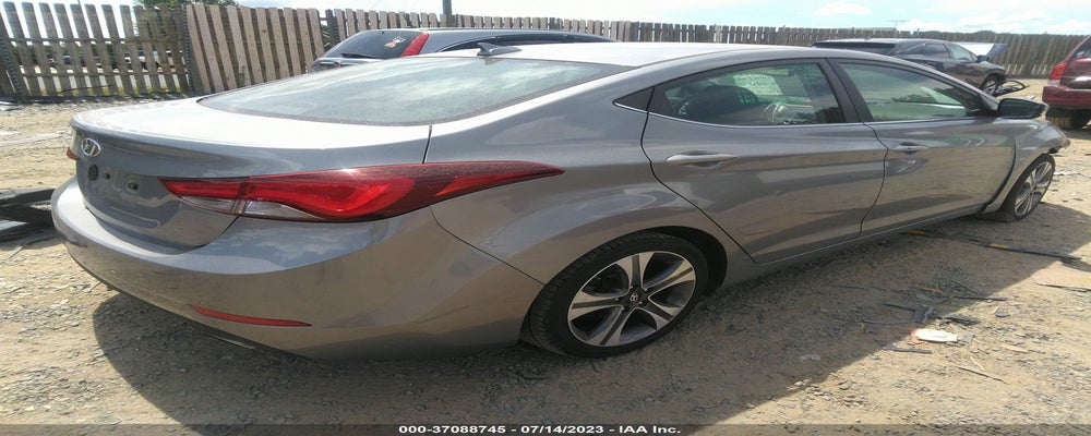 KMHDH4AH0FU329090 2015 HYUNDAI ELANTRA photo no. 4