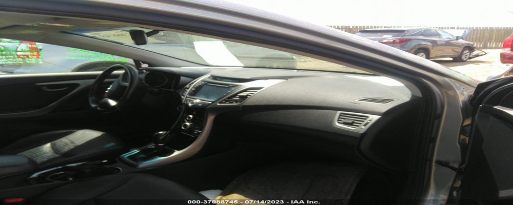 KMHDH4AH0FU329090 2015 HYUNDAI ELANTRA photo no. 5