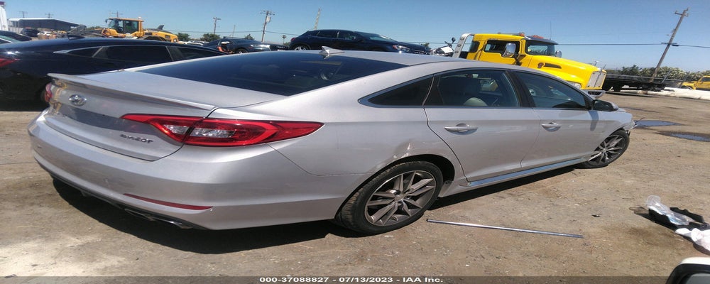 5NPE34AB4HH578198 2017 HYUNDAI SONATA photo no. 4