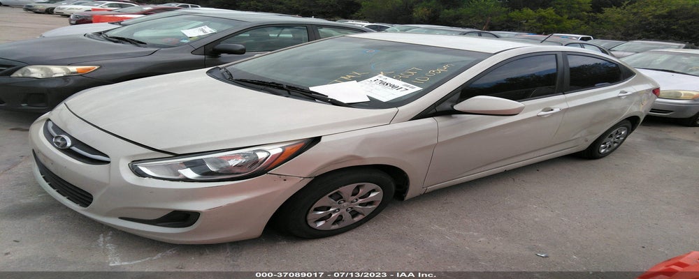 KMHCT4AE2FU939430 2015 HYUNDAI ACCENT photo no. 2