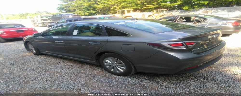 KMHE24L3XHA077005 2017 HYUNDAI SONATA photo no. 3