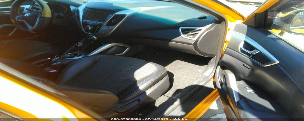 KMHTC6AD4CU033214 2012 HYUNDAI VELOSTER photo no. 5