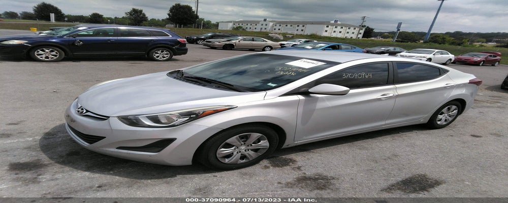 5NPDH4AE5GH731256 2016 HYUNDAI ELANTRA photo no. 2