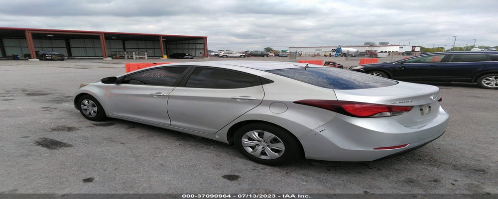 5NPDH4AE5GH731256 2016 HYUNDAI ELANTRA photo no. 3