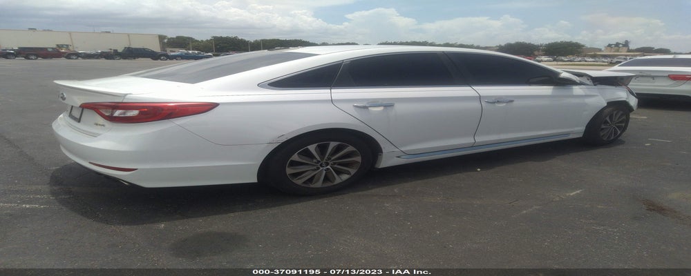 5NPE34AF2FH056072 2015 HYUNDAI SONATA photo no. 4