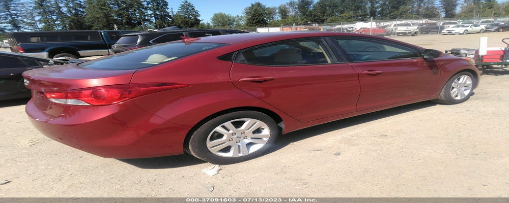 5NPDH4AE3DH313743 2013 HYUNDAI ELANTRA photo no. 4