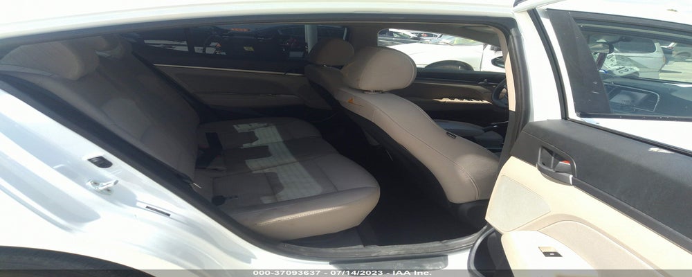5NPD84LF2HH033467 2017 HYUNDAI ELANTRA photo no. 8