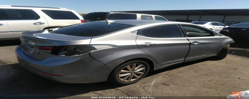 KMHDH4AE9FU348453 2015 HYUNDAI ELANTRA photo no. 4