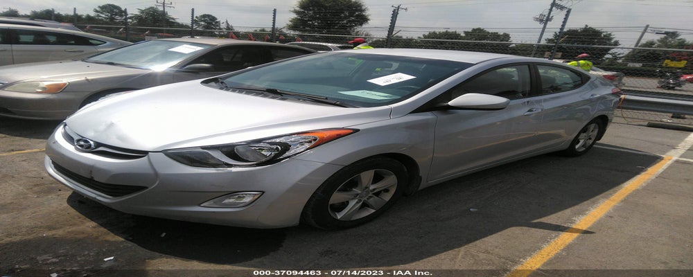 5NPDH4AEXDH409109 2013 HYUNDAI ELANTRA photo no. 2