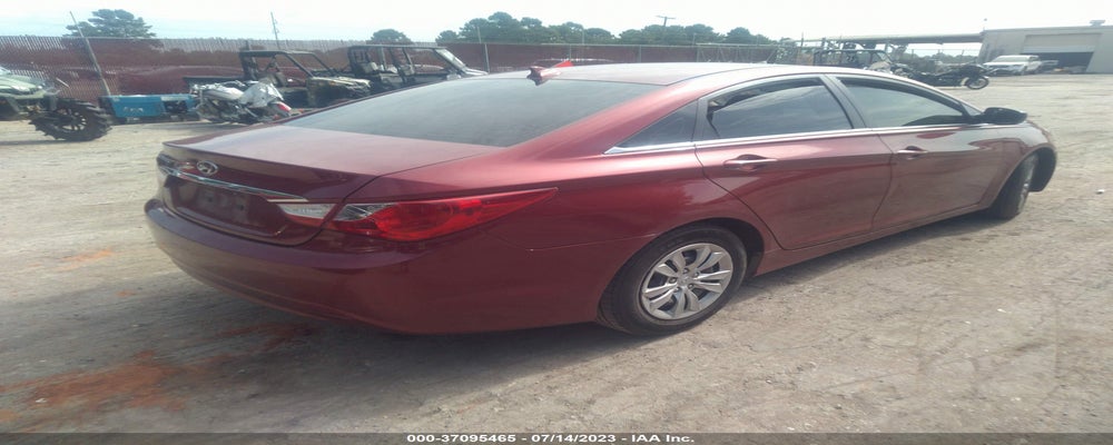 5NPEB4AC5CH379360 2012 HYUNDAI SONATA photo no. 4