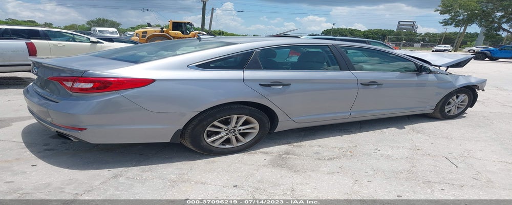 5NPE24AF6GH303372 2016 HYUNDAI SONATA photo no. 4