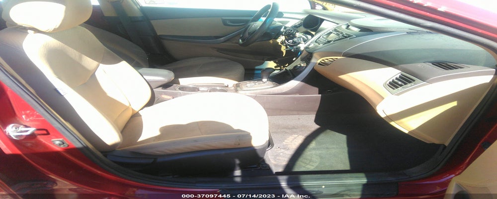 5NPDH4AE6DH200675 2013 HYUNDAI ELANTRA photo no. 5