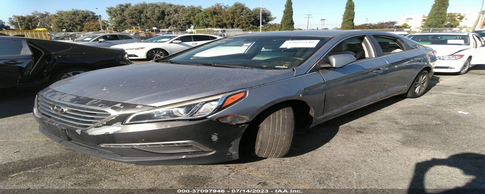 5NPE24AF6FH034921 2015 HYUNDAI SONATA photo no. 2
