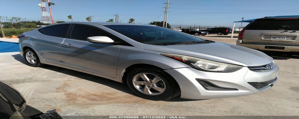 5NPDH4AE4FH600821 2015 HYUNDAI ELANTRA photo no. 9