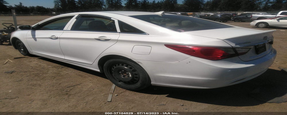 5NPEB4AC5DH744945 2013 HYUNDAI SONATA photo no. 3