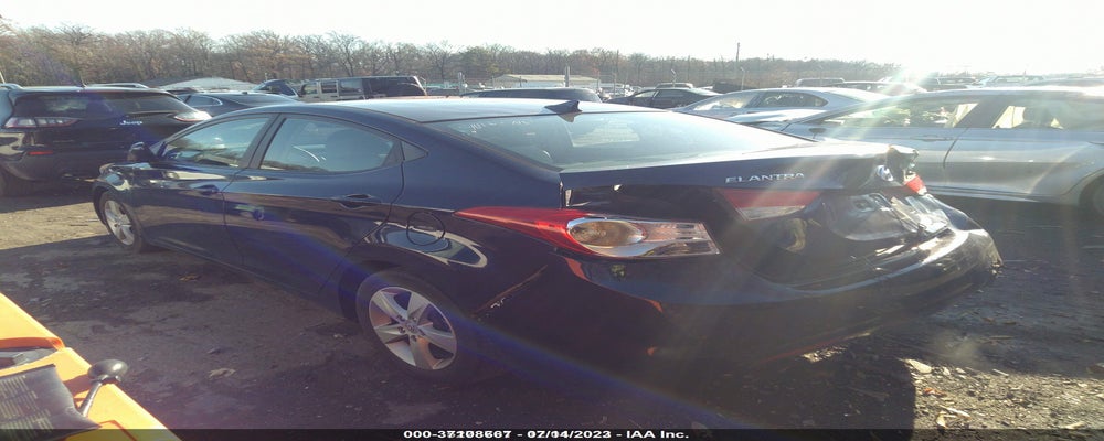 5NPDH4AE7DH267236 2013 HYUNDAI ELANTRA photo no. 3