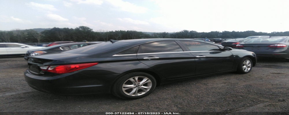 5NPEC4AC5BH238297 2011 HYUNDAI SONATA photo no. 4