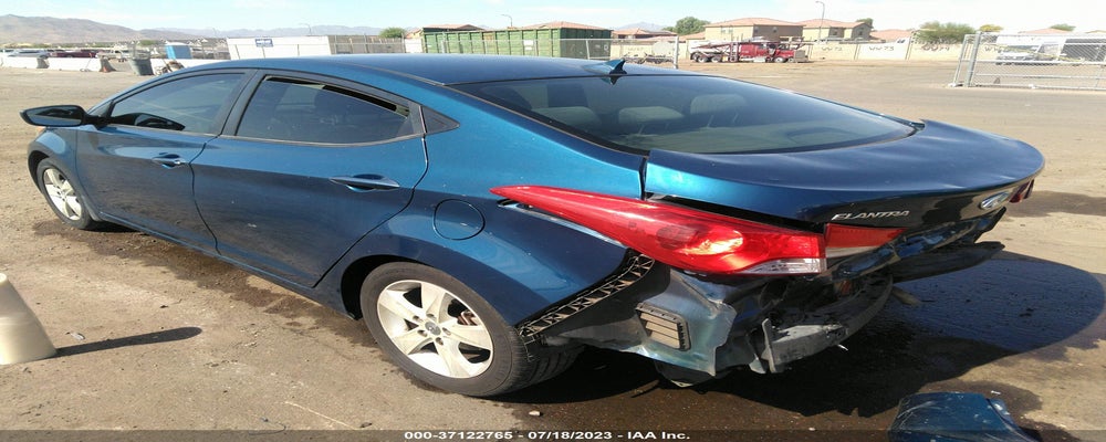 KMHDH4AE3DU958801 2013 HYUNDAI ELANTRA photo no. 3