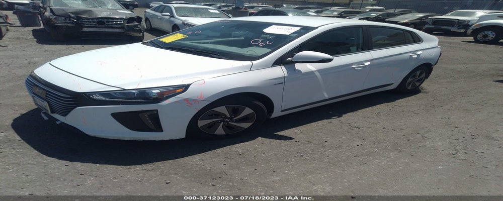 KMHC75LC3KU139526 2019 HYUNDAI IONIQ HYBRID photo no. 2