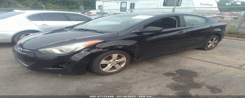 KMHDH4AE0BU104622 2011 HYUNDAI ELANTRA photo no. 2